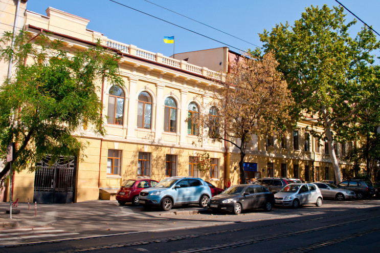 В Одеському апеляційному п'ятеро суддів…