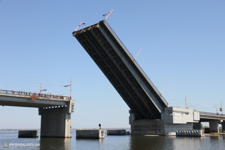 У Миколаєві розведуть два мости…