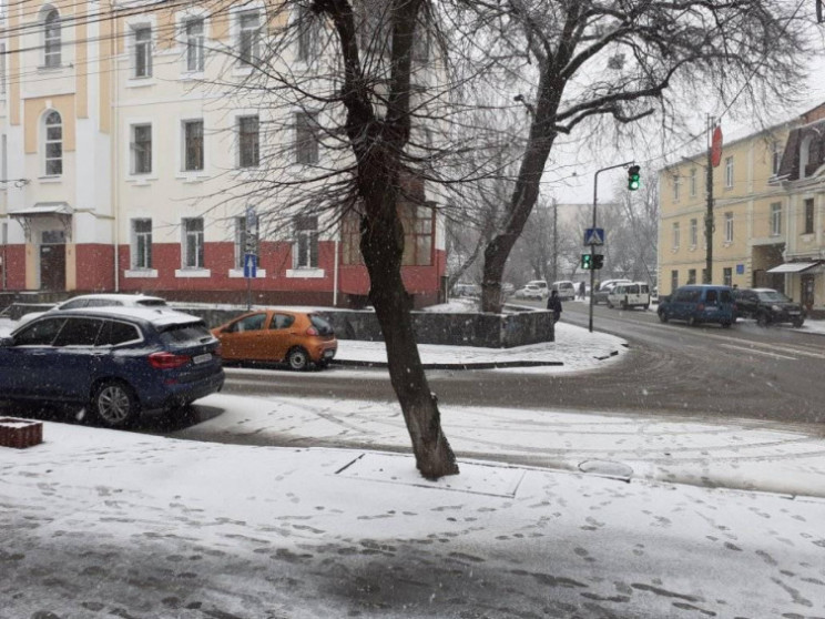 На суботу вінничанам обіцяють дощ зі сні…