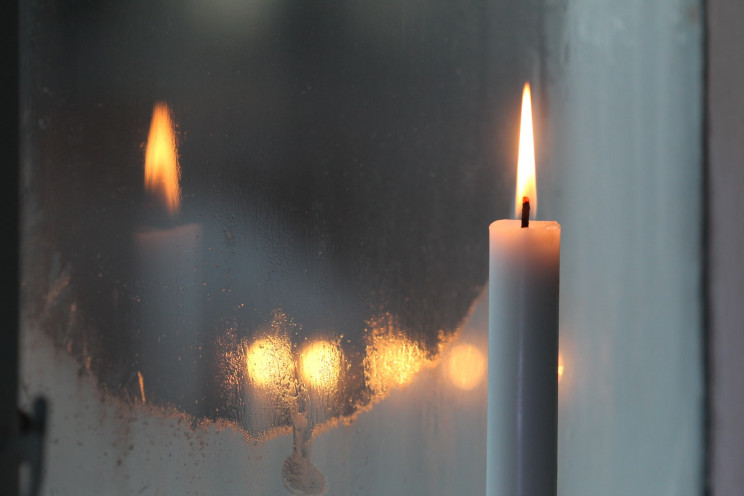 Зажги свечу: На Донбассе во времена Голо…