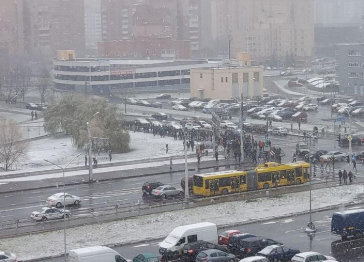 "Марш соседей" в Беларуси: Силовики заде…