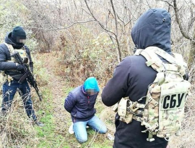 В Донецкой области арестовали мужчину, к…