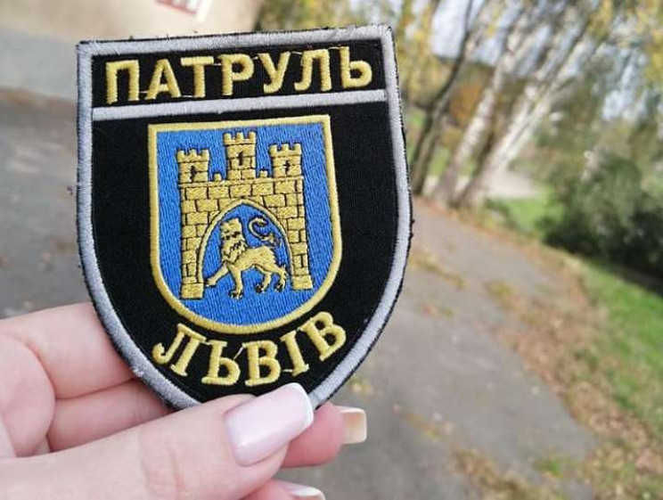 Повідомлено про підозру поліцейським, як…