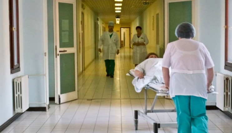 Одну з лікарень в Одесі почала охороняти…