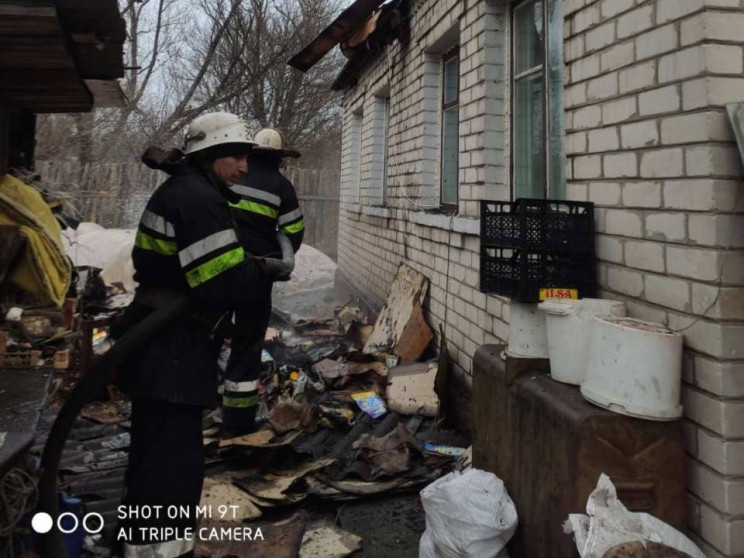 На Харківщині з палаючого будинку врятув…