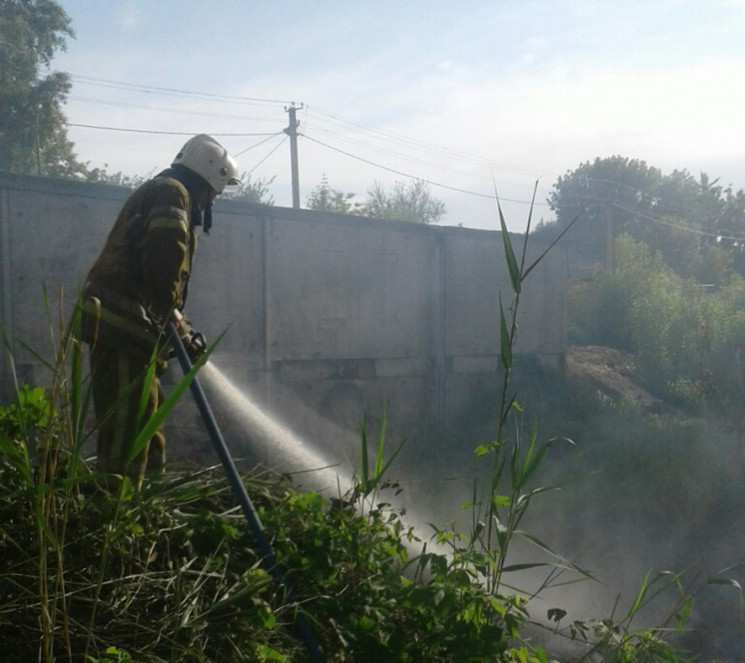 В Полтаве вблизи улицы Песчаной бойцы ГС…