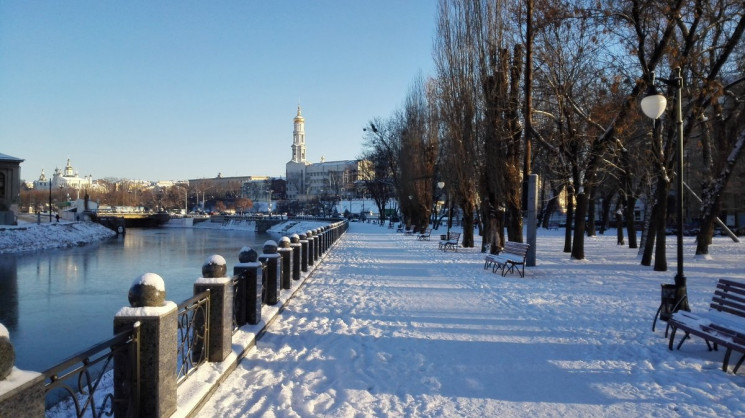 Парижские выходные и неоготический дворе…