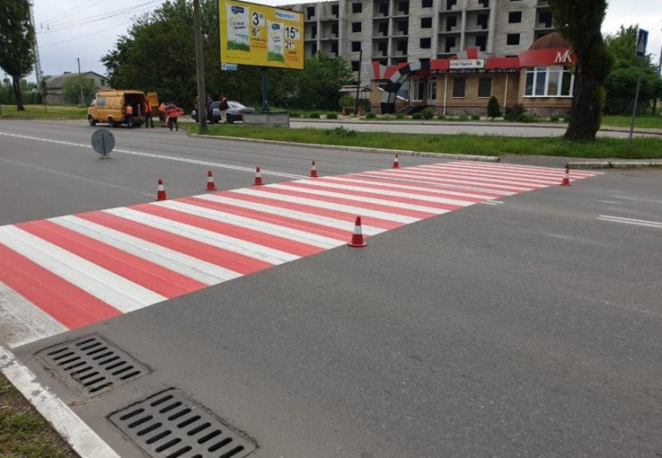 Для безопасности пешеходов в Кременчуге…
