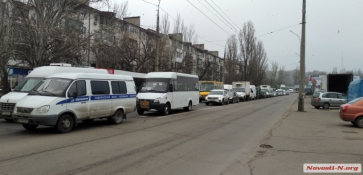 В Николаеве из-за тройной ДТП возникла о…