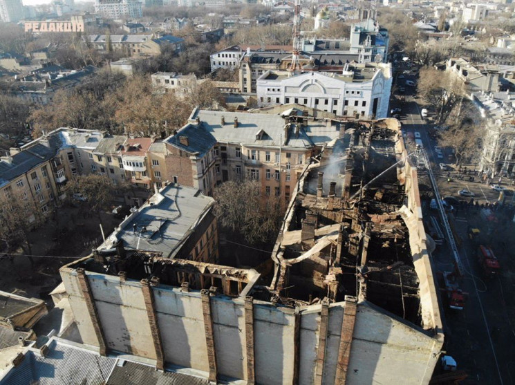 Сгоревший в Одессе колледж хотят передат…