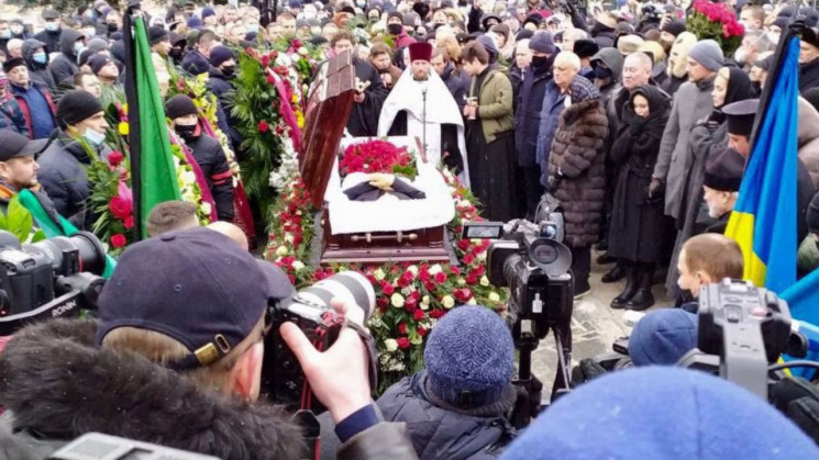 В Харькове полиция выясняет, кто запусти…