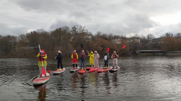 Вінницькі SUP-серфінгісти влаштували нов…