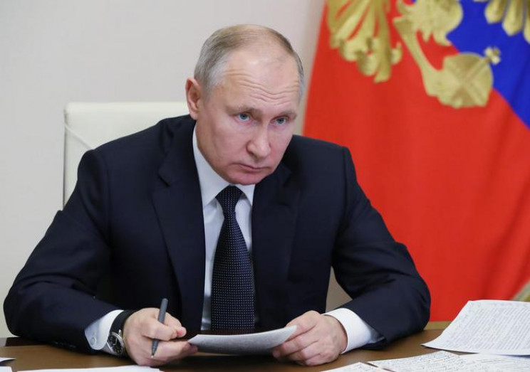 Путін наважився зробити щеплення російсь…