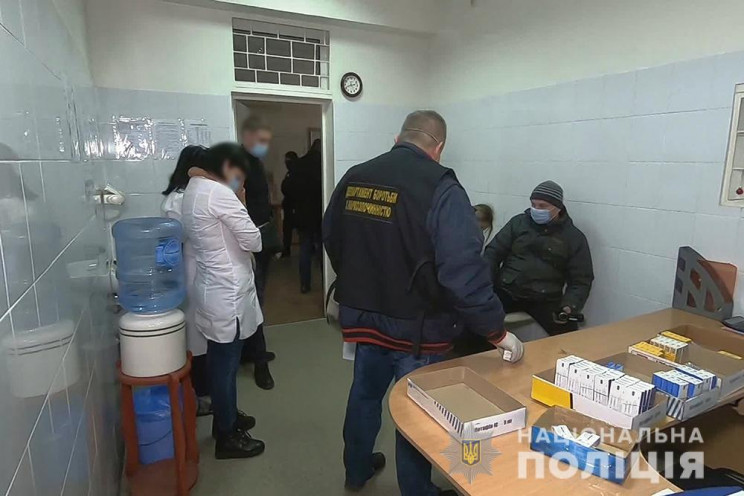 В Одессе медцентр незаконно выписывал ре…