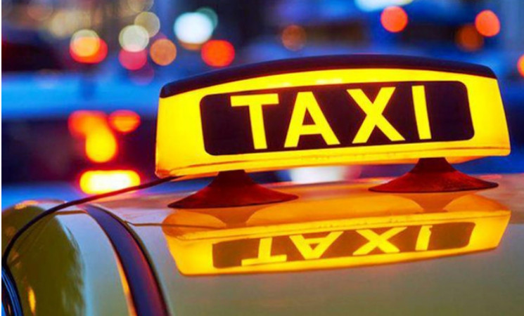 У Вінниці водій і пасажири таксі побилис…
