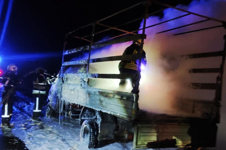 На трассе под Днепром полностью сгорела…
