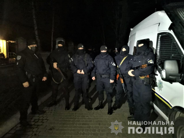 Полиция начинает "янтарные" рейды в Рове…