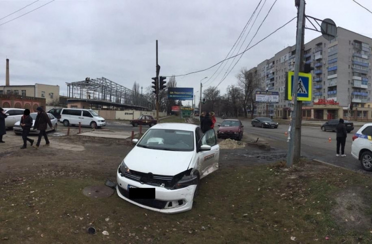 На Дніпропетровщині автомобіль через зіт…