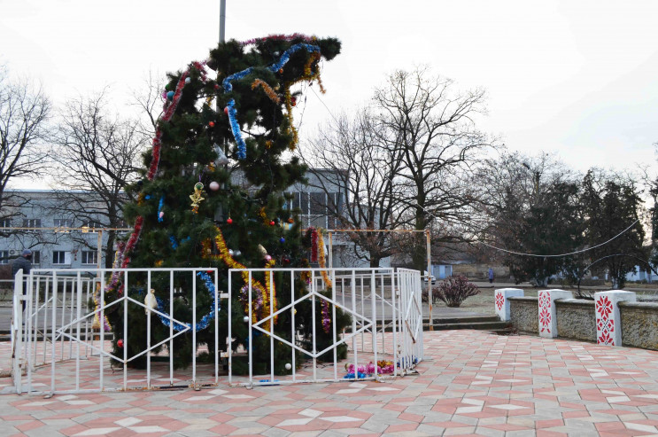 В поселке на Херсонщине вандалы уничтожи…