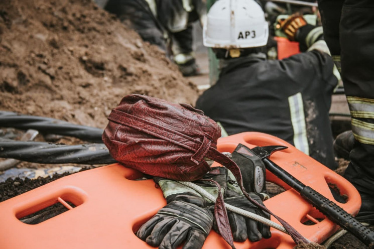 У Києві внаслідок обвалу землі загинув м…