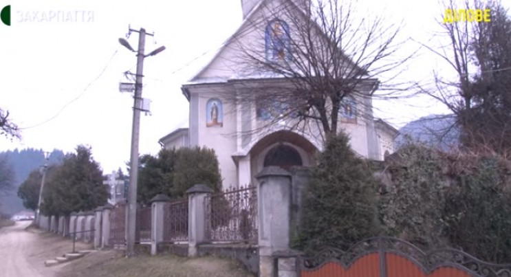 На Рахівищині прихожани церкви Московськ…