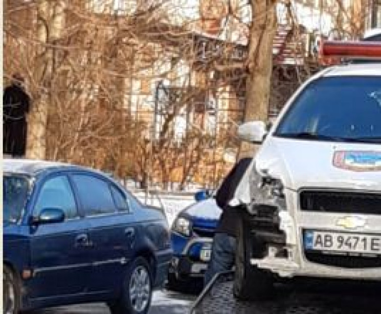 У Вінниці в ДТП потрапив автомобіль охор…
