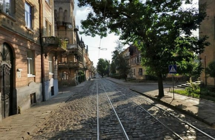 Львів'яни вимагають відновити скасований…