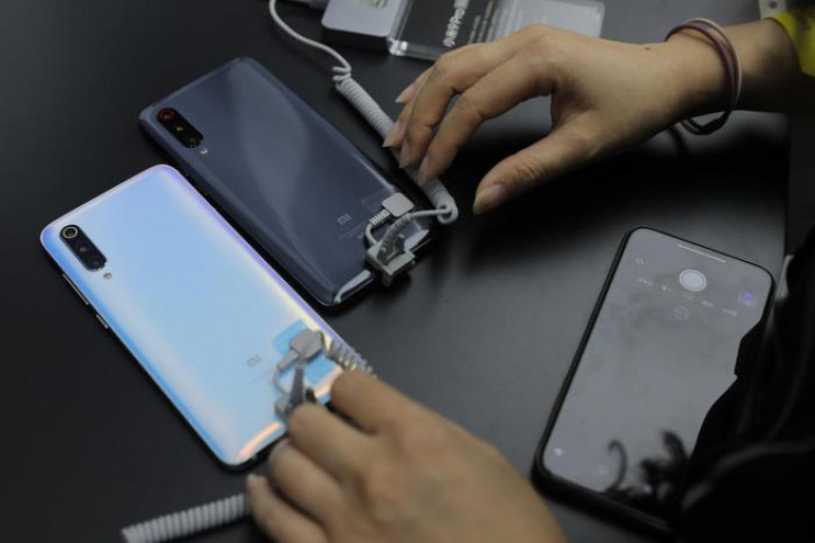 США ввели санкции против Xiaomi за сотру…