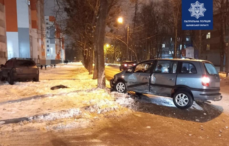 У Харкові врізалися Opel та Hyundai: Тра…