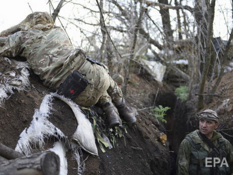 Боевики не утихают: В зоне ООС четыре на…