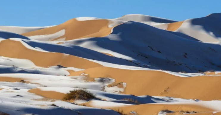 Наибольшую пустыню планеты засыпало снег…