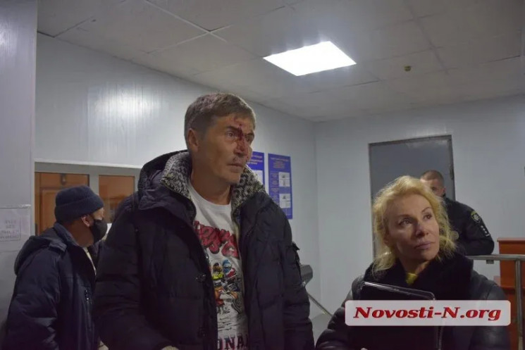 Пьяное вождение, драка с полицией и три…