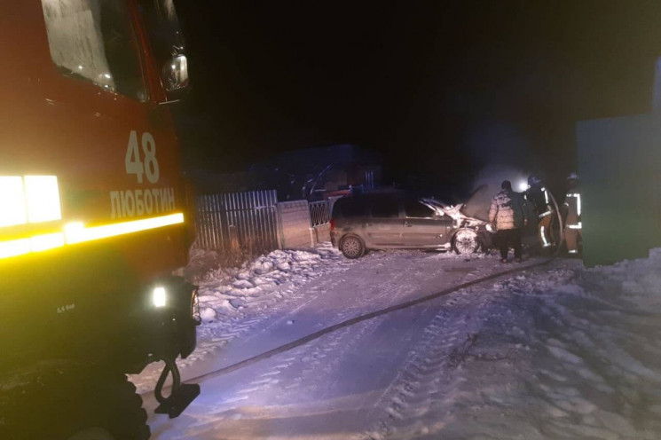 У Харкові в приватному секторі загорілас…