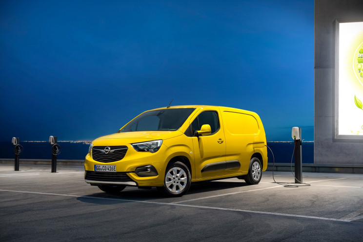 Новый вен Opel Combo-e: бескомпромиссная…