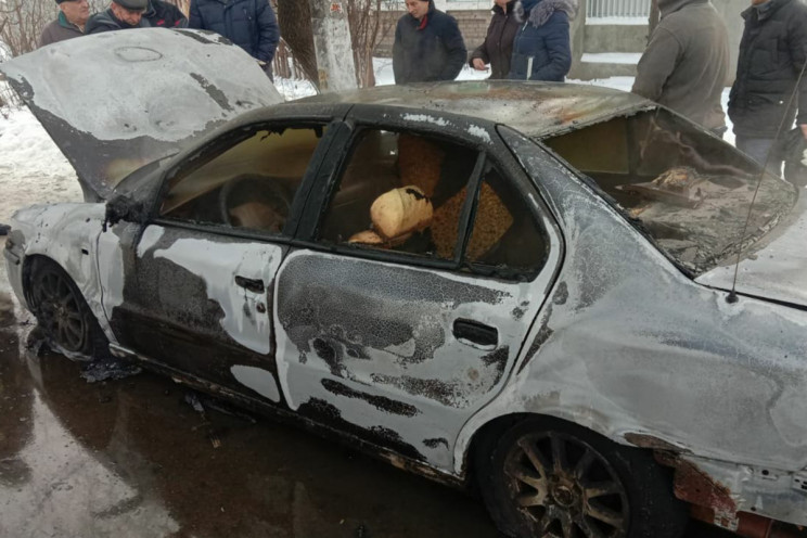 В Днепре посреди улицы сгорел автомобиль…