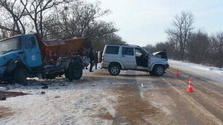 В Крыму внедорожник насмерть сбил мужчин…