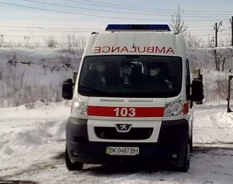 В Запорожской области мужчина ударил себ…