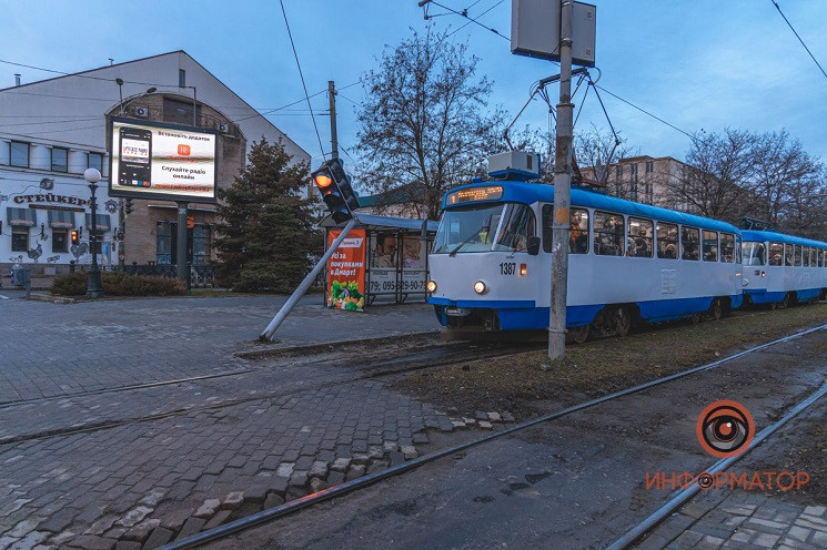 Как на центральном проспекте Днепра согн…