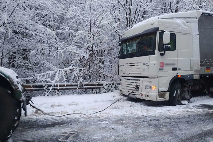 У Закарпатській області водій вантажівки…