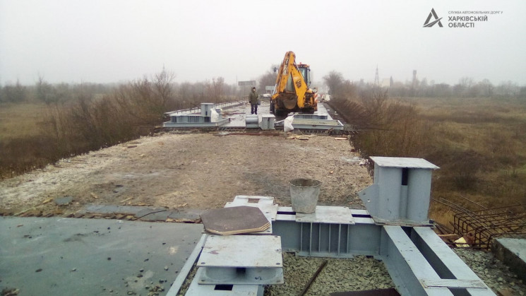 На Харьковщине ремонтируют мост на госуд…