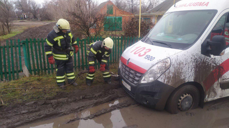 В Запорожском районе спасатели вытащили…
