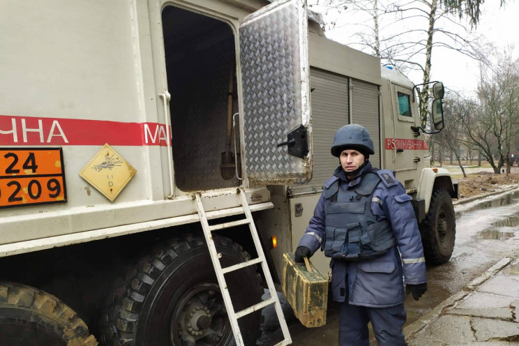 На Харьковщине около жилой пятиэтажки на…