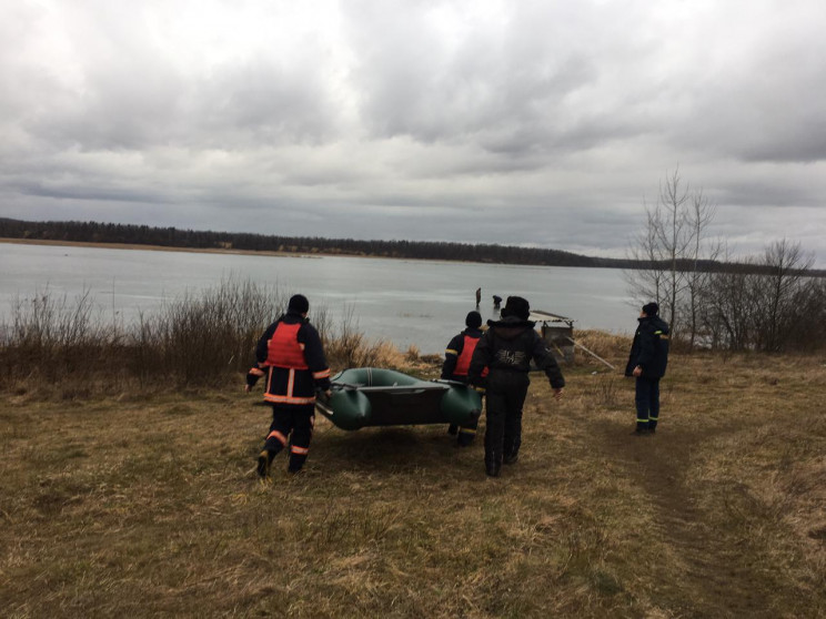 У Рожнятеві рибалка провалився під кригу…