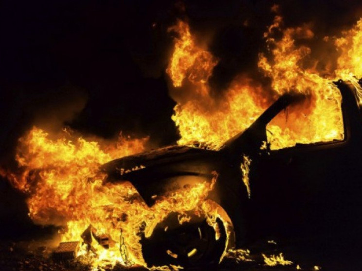 У Кам'янці знову підпалили автомобіль. З…