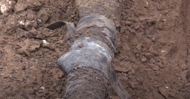 Авария на газопроводе в Лисичанске: Вспы…