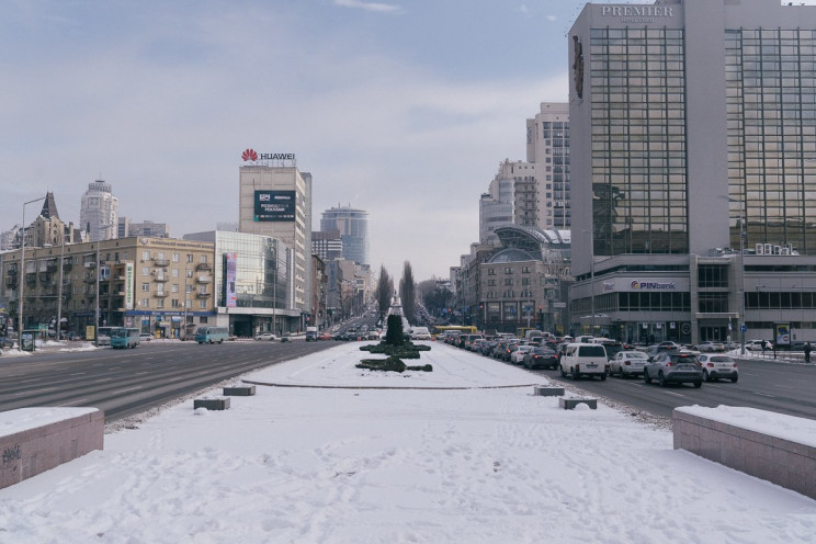 У Києві планують реконструювати площу Пе…