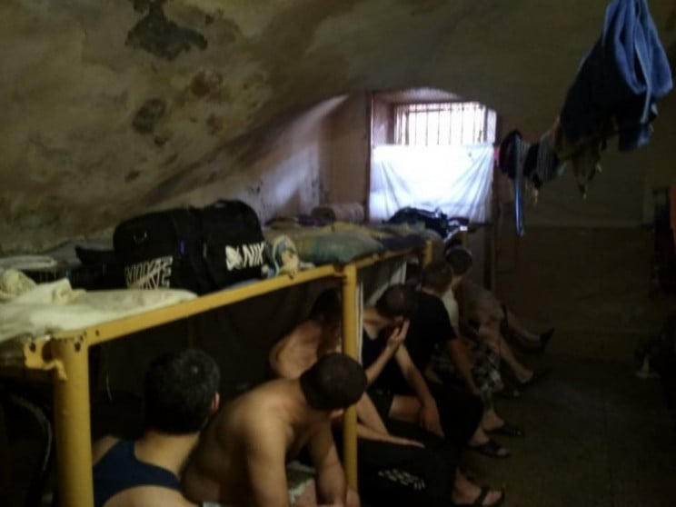 Заключенным Харьковского СИЗО недодавали…