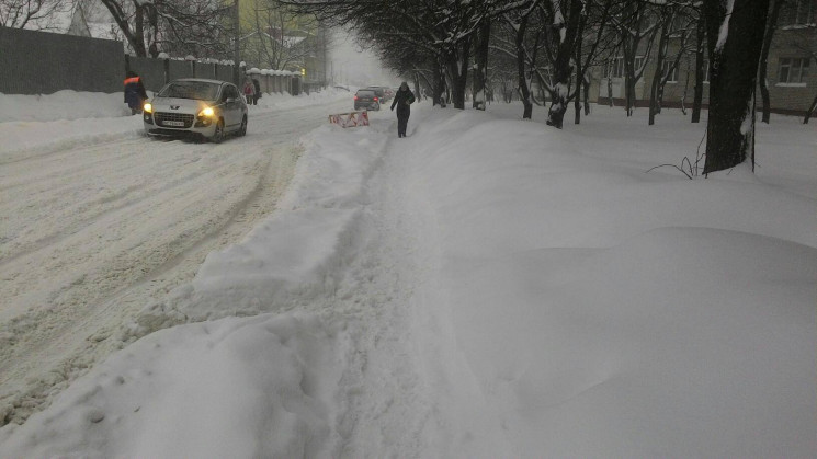 Що у Львові накоїв снігопад (ФОТОРЕПОРТА…