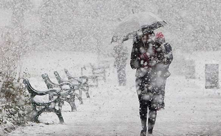 Негода у Києві: Хуртовини, мокрий сніг,…