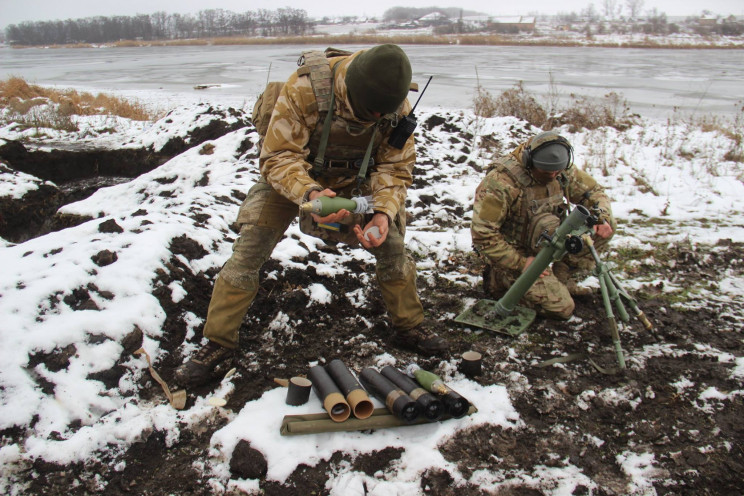 Война на Донбассе: Боевики обстреляли ук…